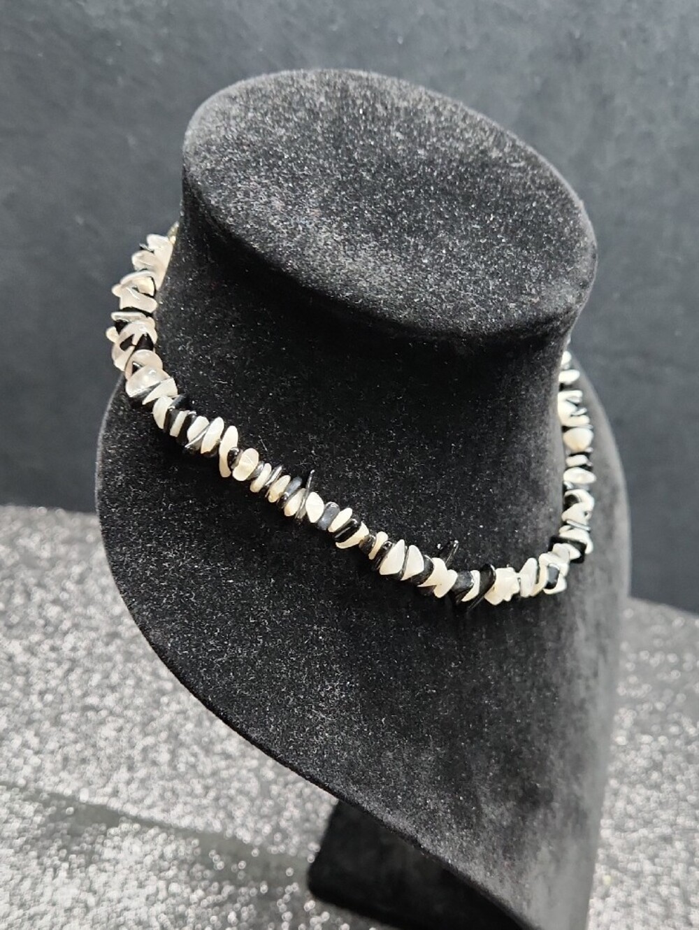 Handcrafted Shell & Stone Chip Necklace Bundle - Picture 7 of 12